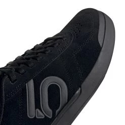 Five Ten Sleuth DLX Women's MTB Shoe - Core Black / Grey Six / Matte Gold -Five Ten 320677 07 d 667702