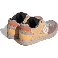 Five Ten Freerider Women's Mountain Bike Shoes - Wonder Taube / Cloud White / Acid Orange 13 Five Ten Freerider Women's Mountain Bike Shoes - Wonder Taube / Cloud White / Acid Orange -Five Ten five ten hq2102 freerider wonder taube cloud white acid orange 06 1448856