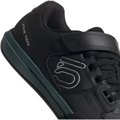 Five Ten Hellcat Women's MTB Shoes - Core Black / Crystal White / Hazy Emerald -Five Ten fw4206 ftw photo detail 1 white 944505