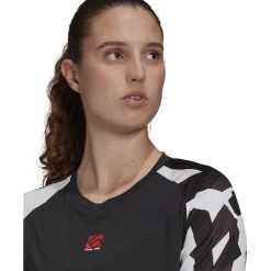 Five Ten TrailX Women's Longsleeve - Black -Five Ten gm4569 app on model detail 2 white 945035