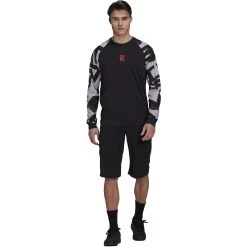 Five Ten TrailX Long-Sleeve Top - Black / Light Granite -Five Ten gm4578 app on model standard outfit white 945075